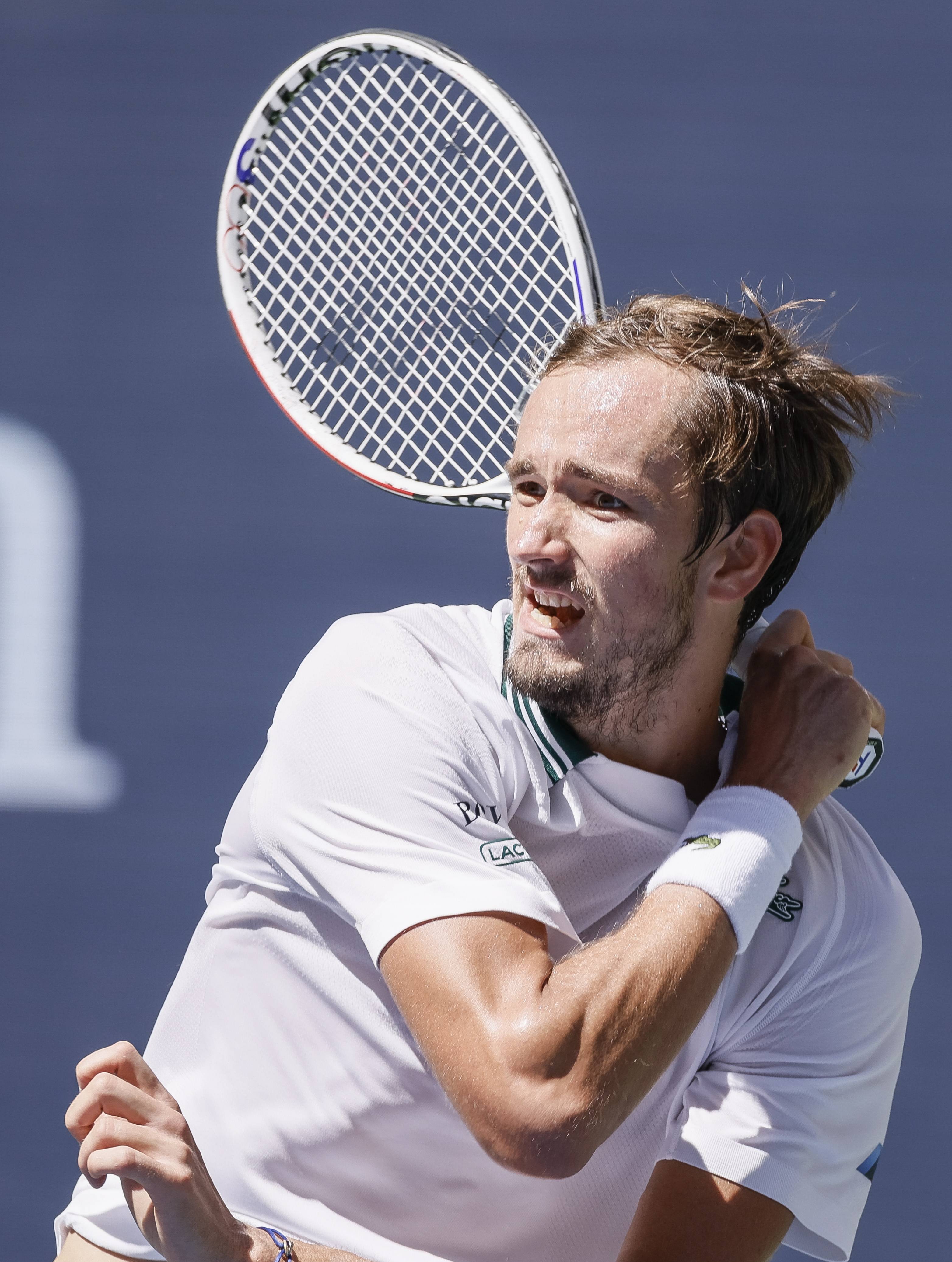 德国网球队逆转澳大利亚网球队,梅德韦杰夫爆发神勇 德国网球队逆转澳大利亚网球队,梅德韦杰夫爆发神勇