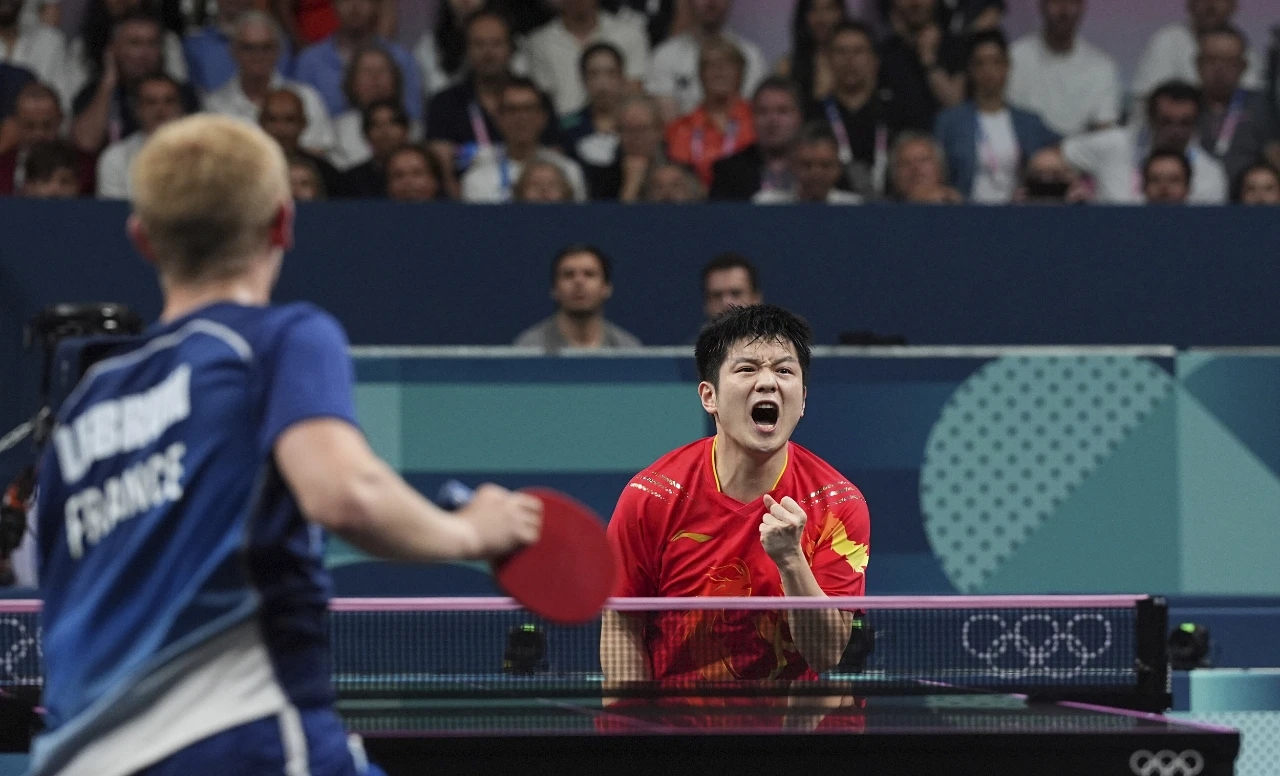 爱游戏在线-韩国队翻盘法国队，樊振东状态火热