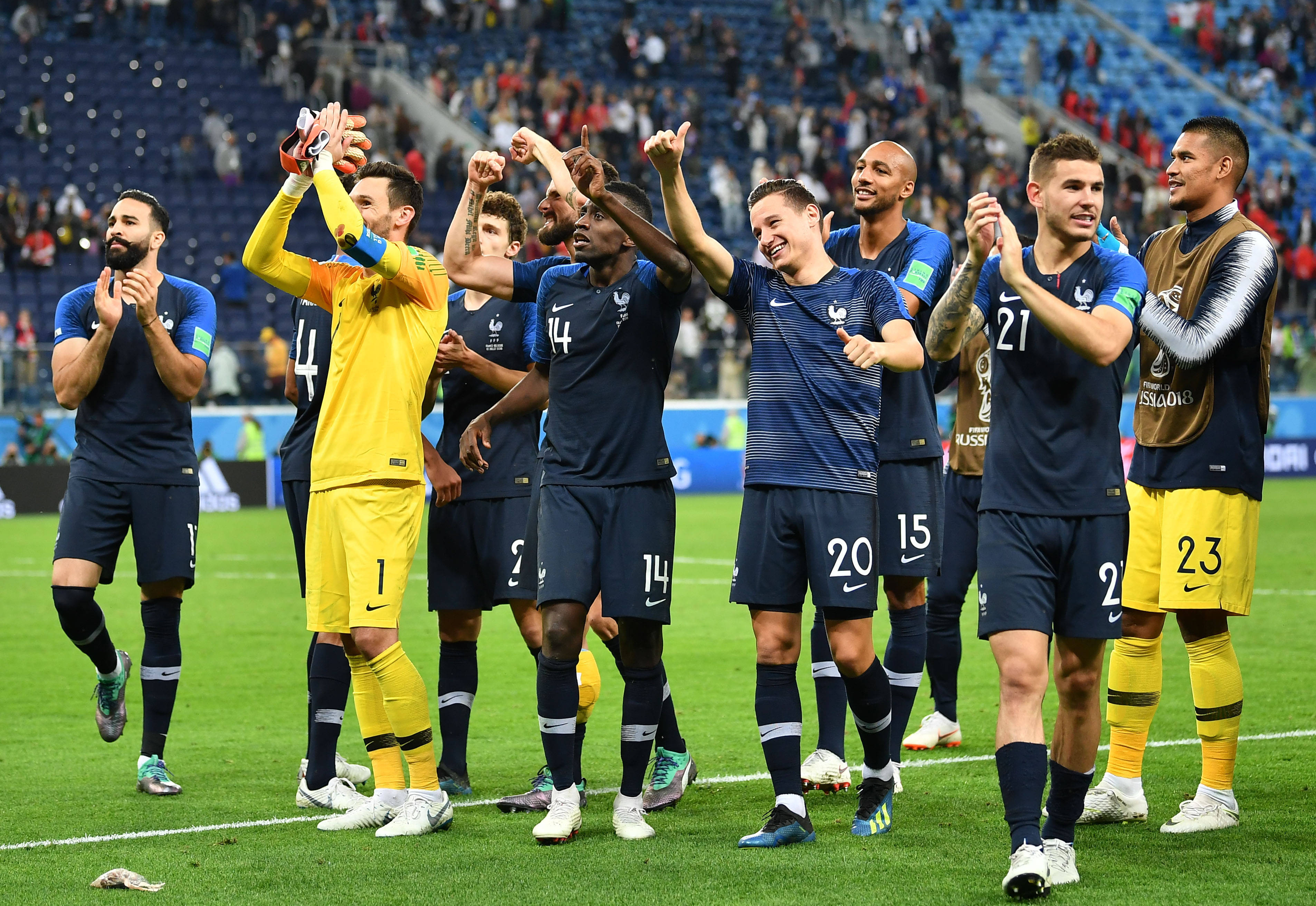 爱游戏官方-波兰队鏖战法国队，波尔状态火热