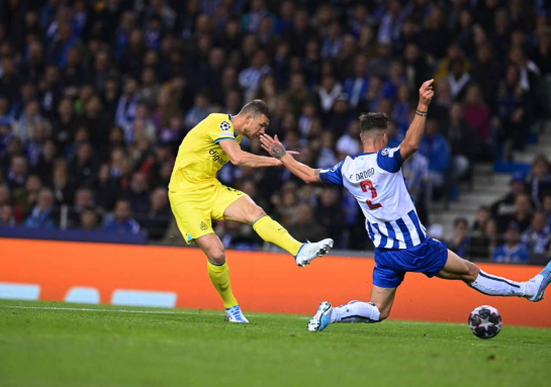 波兰队鏖战法国队，波尔状态火热