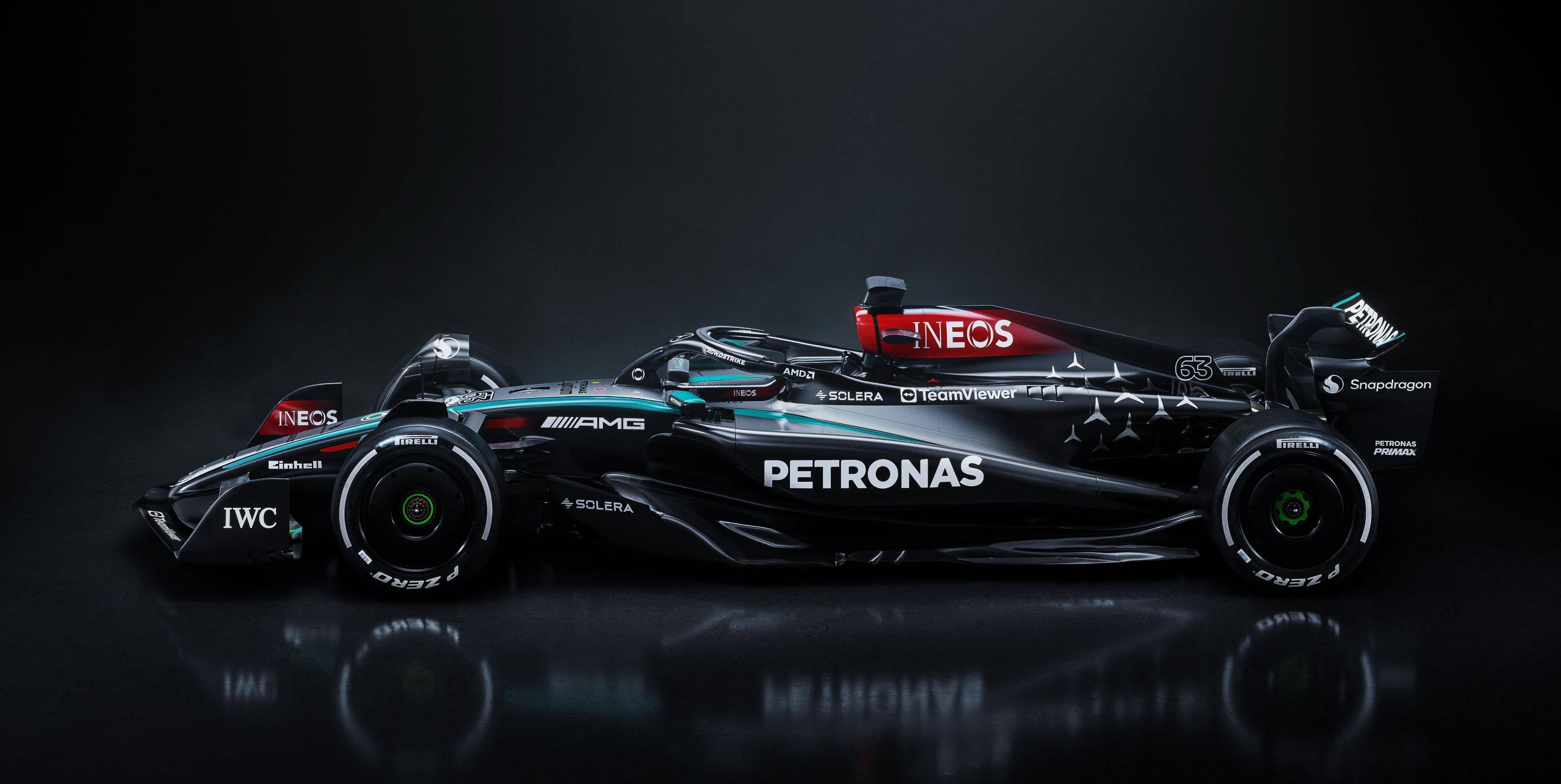 雷诺车队轻取红牛二队，汉密尔顿惊艳四座