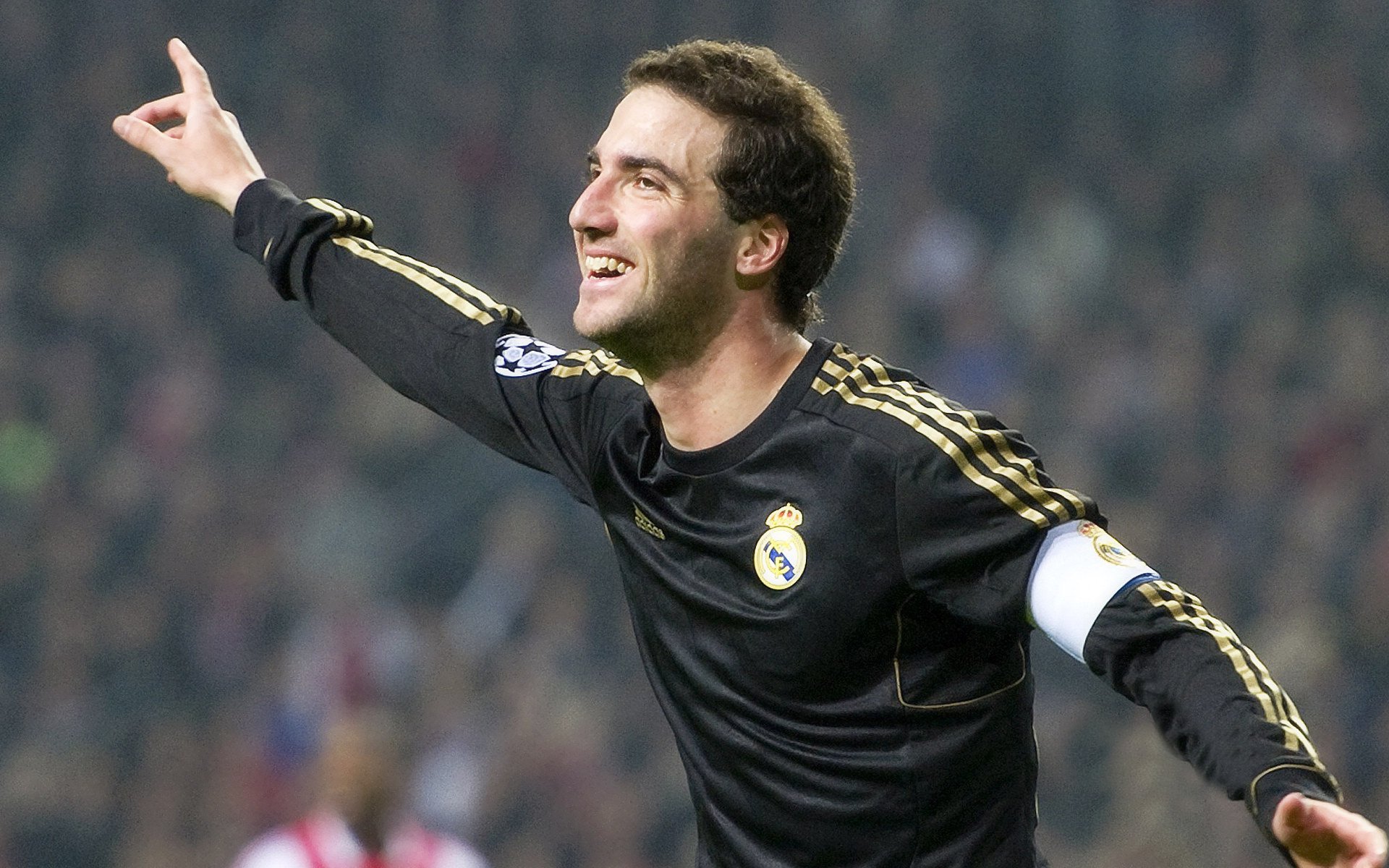 数据碾压背后的战术哲学，当内马尔化身体系本身，巴黎如何完成对米兰的立体绞杀？