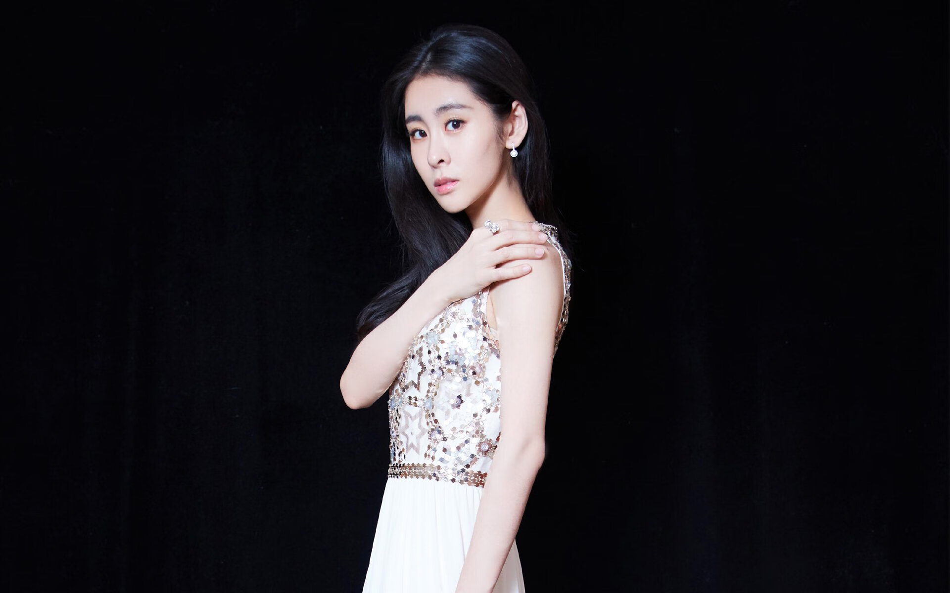 巴黎对阵喀麦隆,罗德里戈的降维打击,一场个人才华对足球秩序的优雅解构