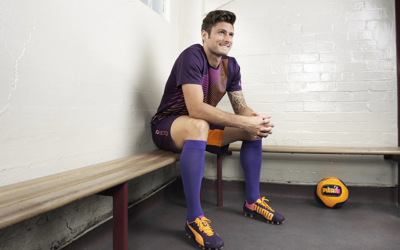 利刃出鞘!凯塞多破茧成蝶,阿森纳生死战擒皇家社会