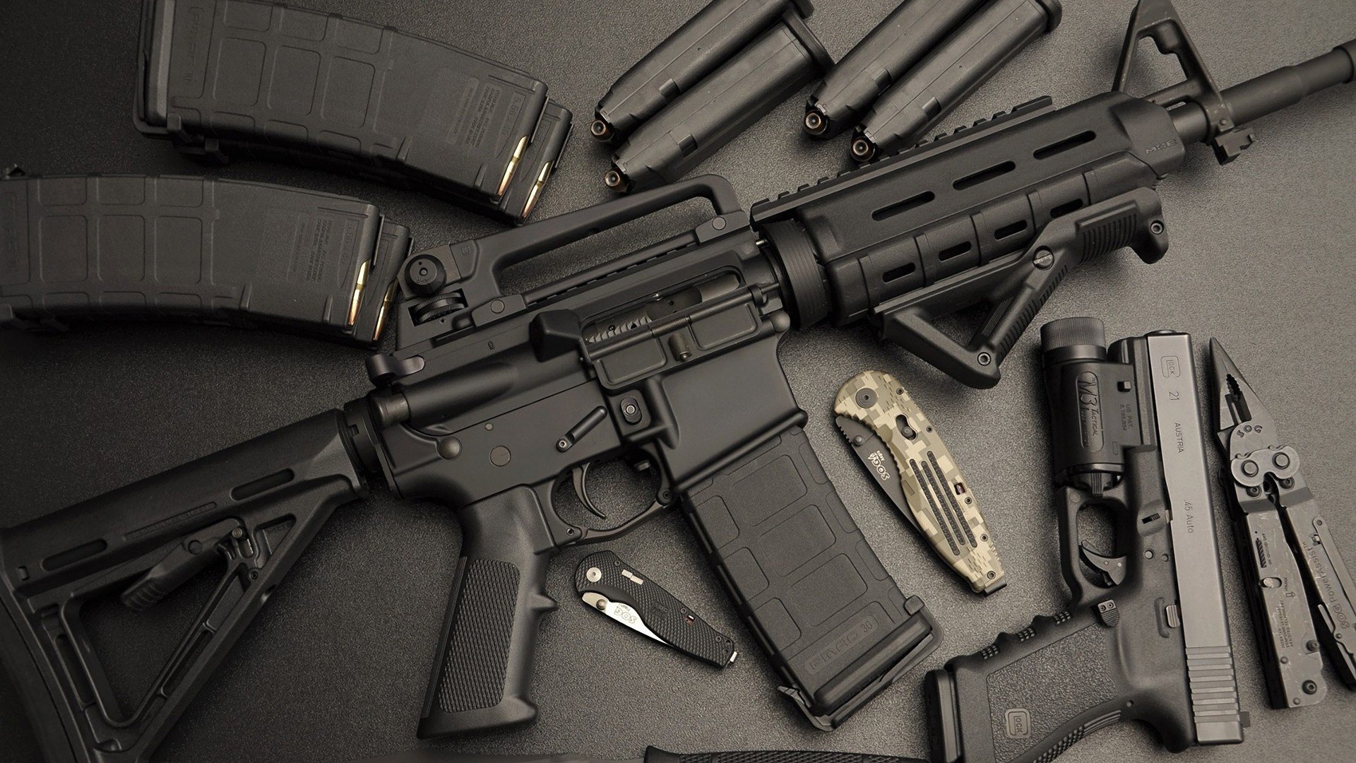 双线制霸，凯尔特人团队压制热火，米切尔国际赛场独舞接管比赛