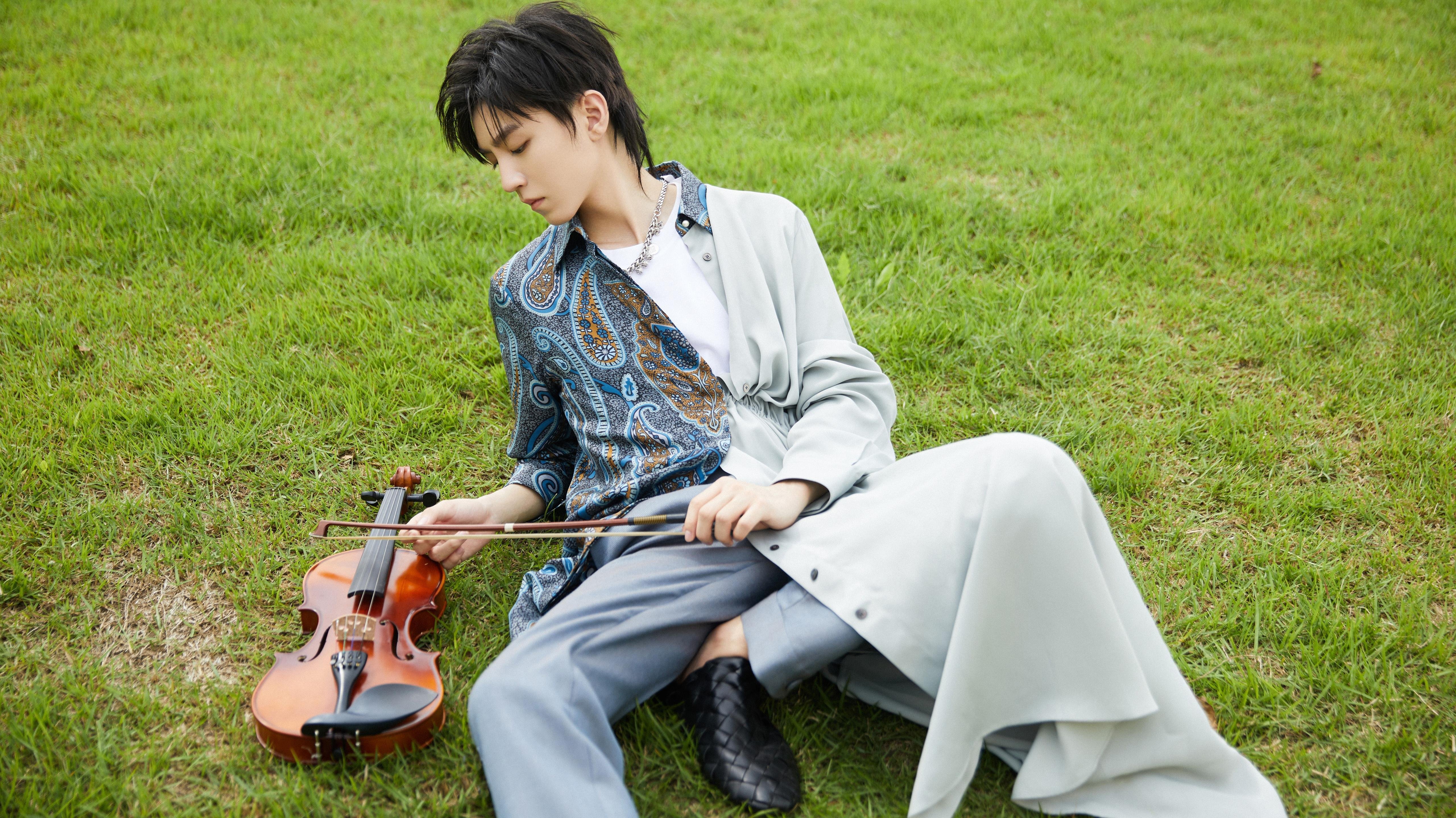 无形指挥官，当德罗赞用沉默的脚步改写76人对决湖人的每一秒