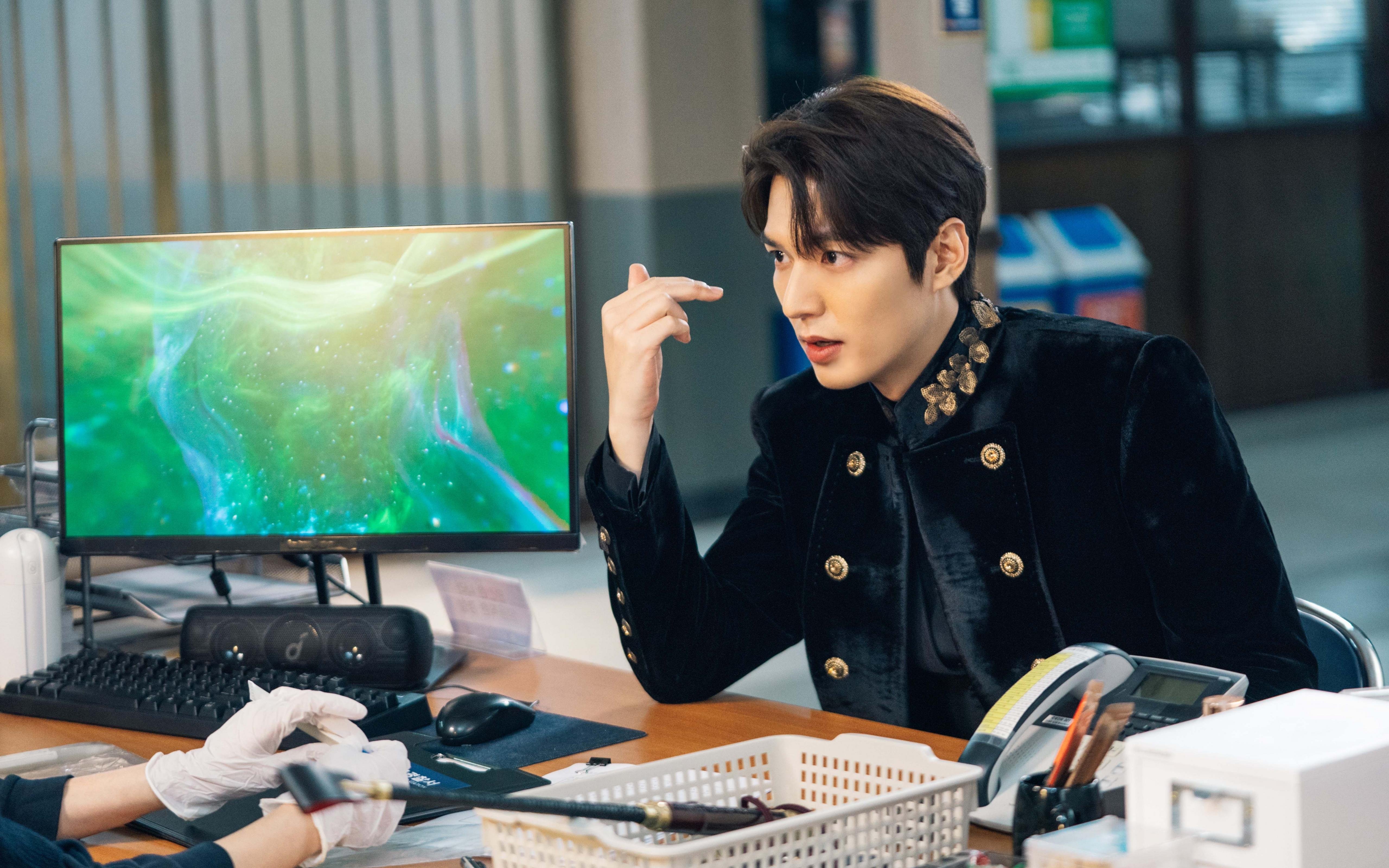 唯一的夜晚,唯一的阿尔瓦雷斯